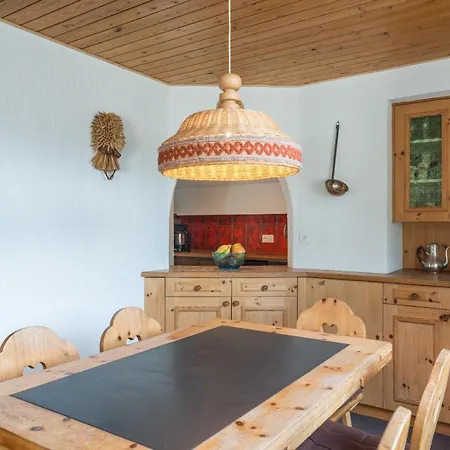 Daire Apartment Val Signina 8-18 By Interhome
