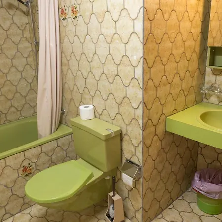 Homes - Val Signina 8-18 *