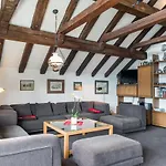 Homes - Val Signina 8-18 * Laax
